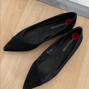 Donald Pliner black suede flats